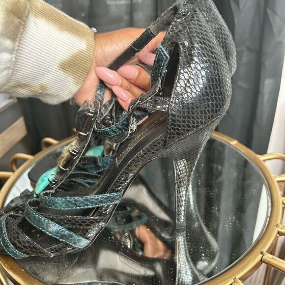 Steve Madden Luxe Vintage Heels - Picture 2 of 3